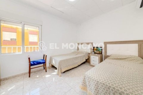 House for sale in Guardamar del Segura, Alicante, Spain 3 bedrooms, 106 sq.m. No. 149071 - photo 21