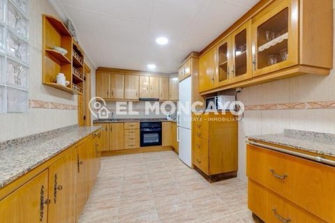 House for sale in Guardamar del Segura, Alicante, Spain 3 bedrooms, 106 sq.m. No. 149071 - photo 3