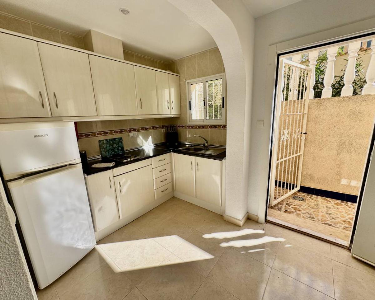 Villa à Benijofar, Alicante, Espagne 5 chambres,  No. 149074