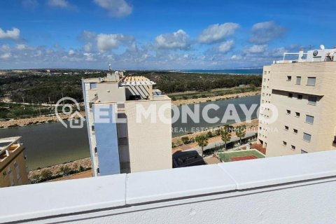 Ático en venta en Guardamar del Segura, Alicante, España 3 dormitorios, 112 m2 No. 149070 - foto 21