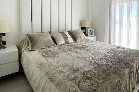 Продажа виллы Сьюдад Кесада, Аликанте, Испания 3 спальни, 98м2 №135200 - фото 19