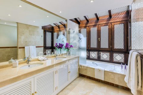 Penthouse for sale in Marbella, Malaga, Spain 3 bedrooms, 281 sq.m. No. 158172 - photo 12