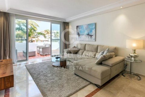 Penthouse for sale in Marbella, Malaga, Spain 3 bedrooms, 281 sq.m. No. 158172 - photo 2