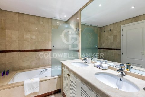 Penthouse for sale in Marbella, Malaga, Spain 3 bedrooms, 281 sq.m. No. 158172 - photo 8