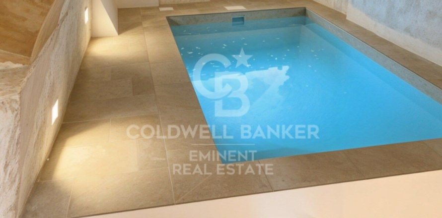 House in Ciutadella De Menorca, Menorca, Spain 4 bedrooms, 214 sq.m. No. 158173