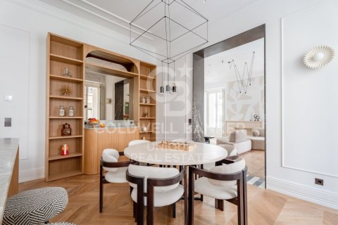 Wohnung zum Verkauf in Madrid, Spanien 3 Schlafzimmer, 226 m2 Nr. 158167 - Foto 6