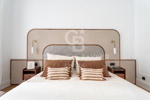 Apartament w Madrid, Hiszpania 3 sypialnie, 226 mkw. nr 158167 – zdjęcie 8