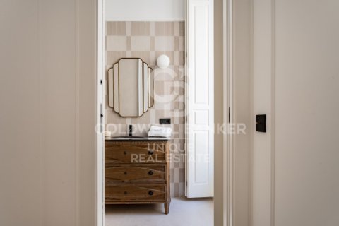 Apartament w Madrid, Hiszpania 3 sypialnie, 226 mkw. nr 158167 – zdjęcie 12