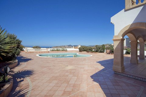 Villa for sale in Port Adriano, Mallorca, Spain 4 bedrooms, 256 sq.m. No. 182117 - photo 2