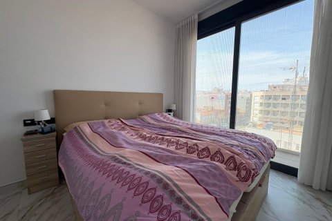 Продажа пентхауса в Гуардамар-дель-Сегура, Аликанте, Испания 3 спальни, 100м2 №182129 - фото 8