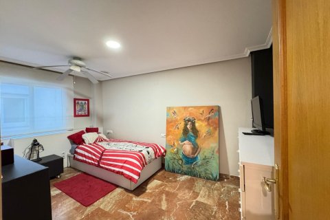 Apartamento en venta en Torrevieja, Alicante, España 4 dormitorios, 256 m2 No. 147730 - foto 29