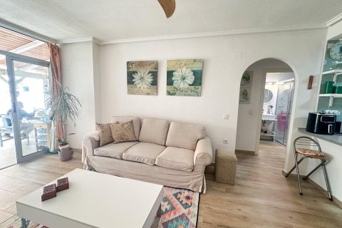 Huoneisto myytävänä Torrevieja, Alicante, Espanja, 2 makuuhuonetta, 64 m2 No. 164913 - kuva 7