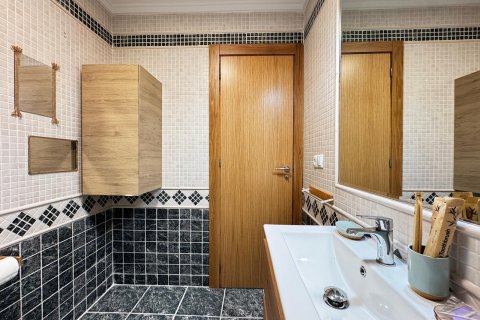 Penthouse w Torrevieja, Alicante, Hiszpania 2 sypialnie, 79 mkw. nr 143911 – zdjęcie 24