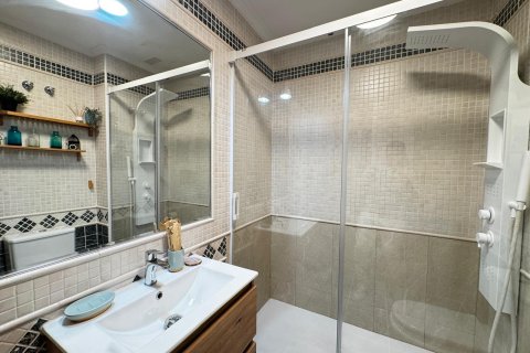 Penthouse w Torrevieja, Alicante, Hiszpania 2 sypialnie, 79 mkw. nr 143911 – zdjęcie 19