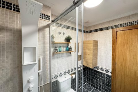 Penthouse w Torrevieja, Alicante, Hiszpania 2 sypialnie, 79 mkw. nr 143911 – zdjęcie 21