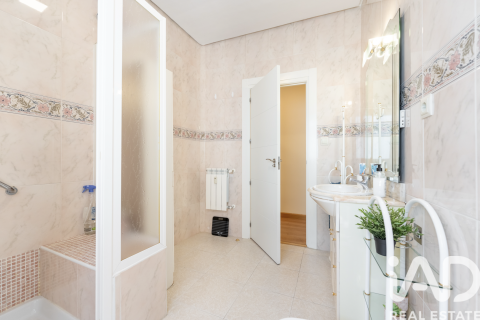 Продажа пентхауса в Мадрид, Испания 3 спальни, 142м2 №187799 - фото 21
