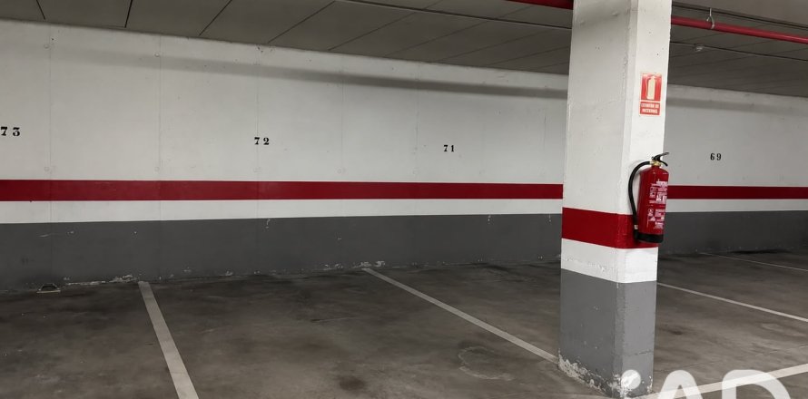 Garage in Madrid, Spain 15 sq.m. No. 187797