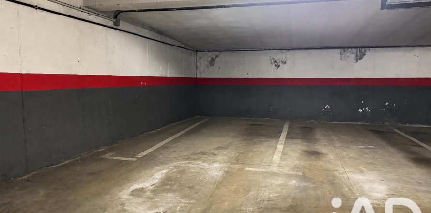 Garage in Alcorcon, Madrid, Spain 15 sq.m. No. 187798