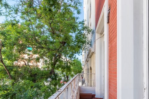 Продажа квартиры в Мадрид, Испания 4 спальни, 164м2 №187832 - фото 6