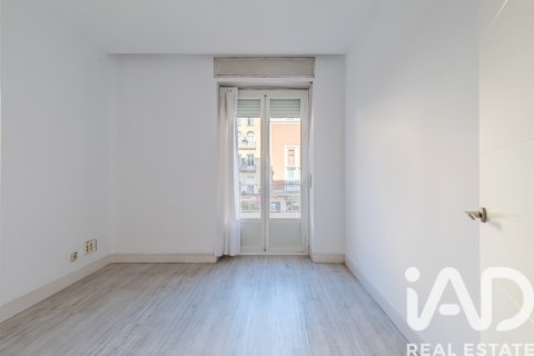 Продажа квартиры в Мадрид, Испания 4 спальни, 164м2 №187832 - фото 15