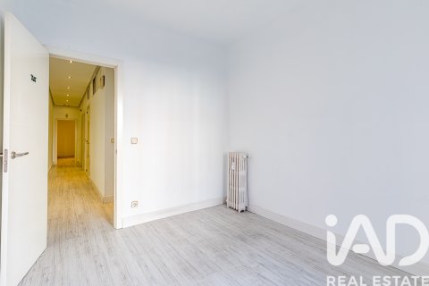 Продажа квартиры в Мадрид, Испания 4 спальни, 164м2 №187832 - фото 10
