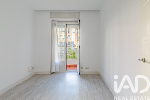 Продажа квартиры в Мадрид, Испания 4 спальни, 164м2 №187832 - фото 9