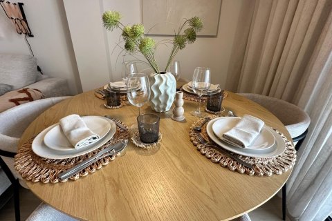 Продажа квартиры в Гуардамар-дель-Сегура, Аликанте, Испания 2 спальни, 87м2 №165475 - фото 17