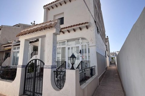 Villetta a schiera a Villamartin, Alicante, Spagna 2 camere da letto, 96 mq. N° 195550