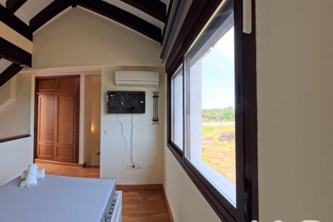House for sale in El Ronquillo, Seville, Spain 1 bedroom, 65 sq.m. No. 184945 - photo 8