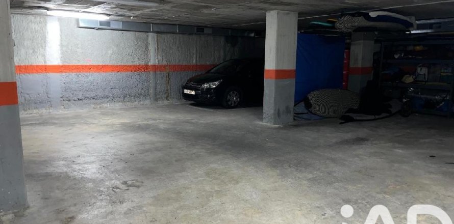 Garage in Barcelona, Spain 21 sq.m. No. 184947