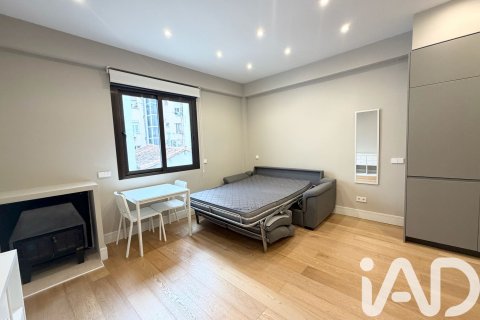Apartment à Madrid, Espagne 43 m2 No. 187985