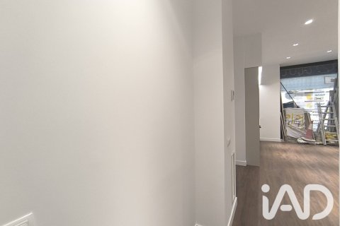 Apartment à vendre à Madrid, Espagne, 2 chambres,  No. 187984 - photo 5