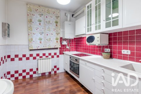 Apartment à vendre à Madrid, Espagne, 1 chambre, 80 m2 No. 187983 - photo 12