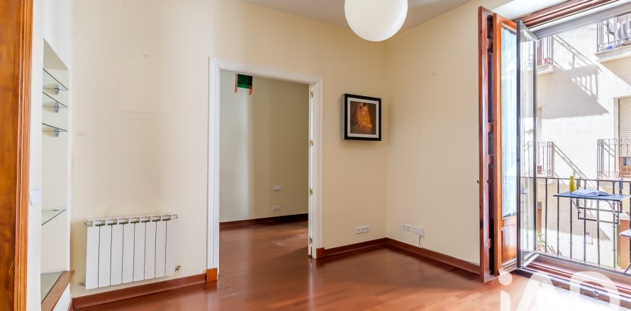 Apartment à Madrid, Espagne 1 chambre, 80 m2 No. 187983