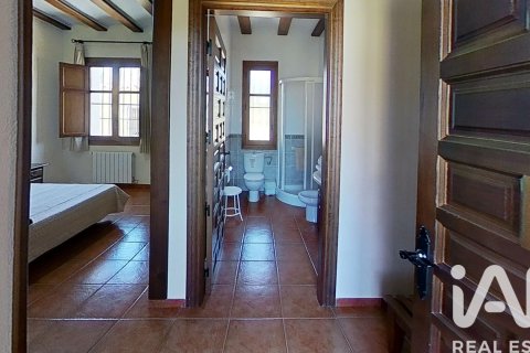Parcela en venta en Albacete, España 7400000 m2 No. 187982 - foto 18