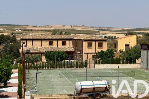 Parcela en venta en Albacete, España 7400000 m2 No. 187982 - foto 24