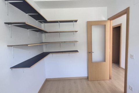 Townhouse for sale in Garrafe de Torio, Leon, Spain 4 bedrooms, 158 sq.m. No. 187986 - photo 10