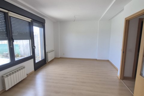 Townhouse for sale in Garrafe de Torio, Leon, Spain 4 bedrooms, 158 sq.m. No. 187986 - photo 14