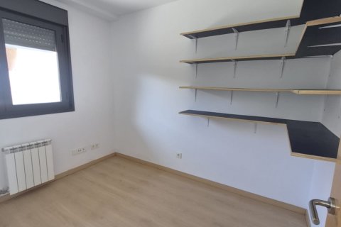 Townhouse for sale in Garrafe de Torio, Leon, Spain 4 bedrooms, 158 sq.m. No. 187986 - photo 11