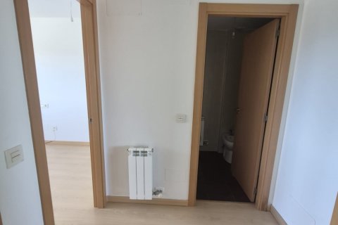 Townhouse for sale in Garrafe de Torio, Leon, Spain 4 bedrooms, 158 sq.m. No. 187986 - photo 26