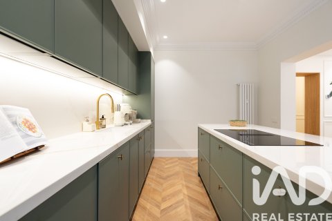 Продажа квартиры в Мадрид, Испания 2 спальни, 143м2 №187764 - фото 20