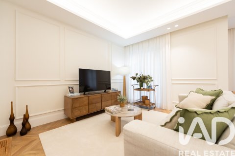 Продажа квартиры в Мадрид, Испания 2 спальни, 143м2 №187764 - фото 16
