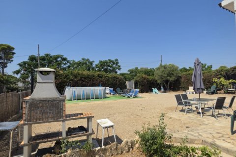 Продажа дома в Л'Аметлья-де-Мар, Таррагона, Испания 4 спальни, 160м2 №187765 - фото 24