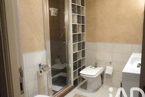 Lägenhet till salu i Pontevedra, Spanien 2 sovrum, 94 kvm. Nr. 172932 - foto 11