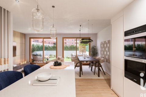 Townhouse for sale in Sant Pere de Ribes, Barcelona, Spain 4 bedrooms, 186 sq.m. No. 172936 - photo 2