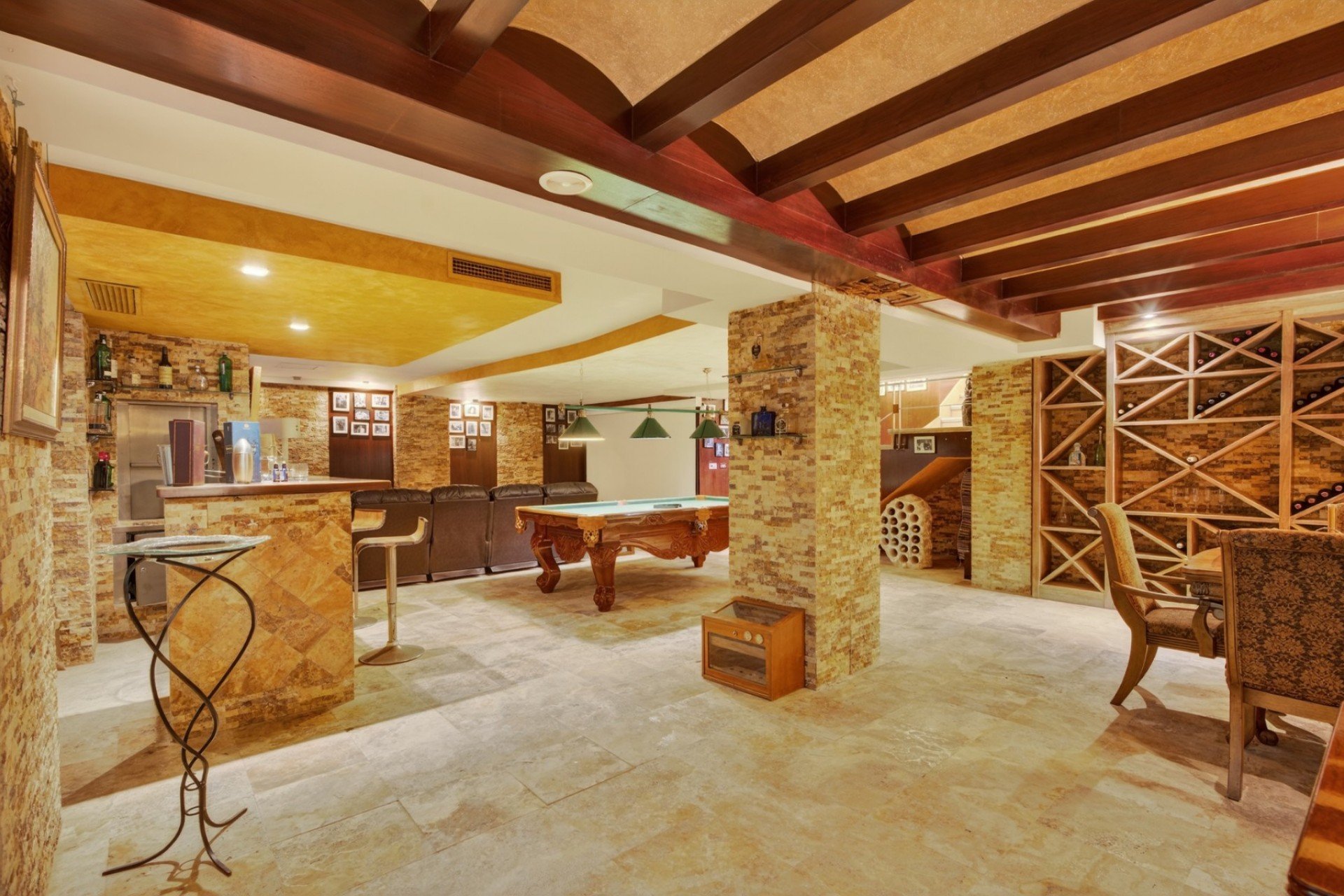 Villa a Elche, Alicante, Spagna 5 camere da letto, 1499 mq. N° 155764
