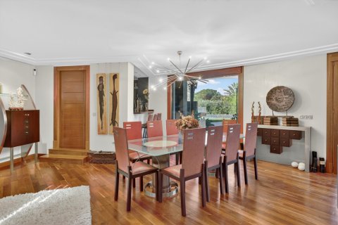 Villa in vendita a Elche, Alicante, Spagna 5 camere da letto, 1499 mq. N° 155764 - foto 12