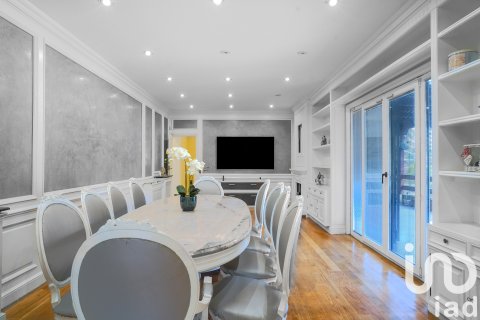 Продажа дома в Мадрид, Испания 5 спален, 555м2 №153572 - фото 2