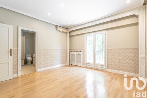 Продажа дома в Мадрид, Испания 5 спален, 555м2 №153572 - фото 5
