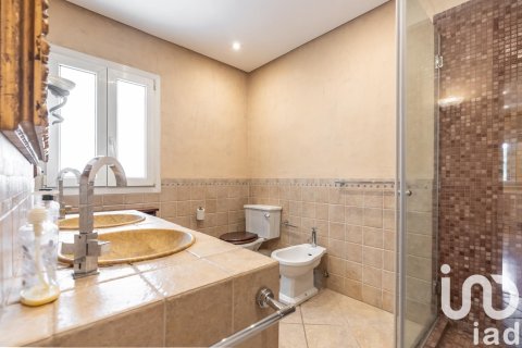 Продажа дома в Мадрид, Испания 5 спален, 555м2 №153572 - фото 18